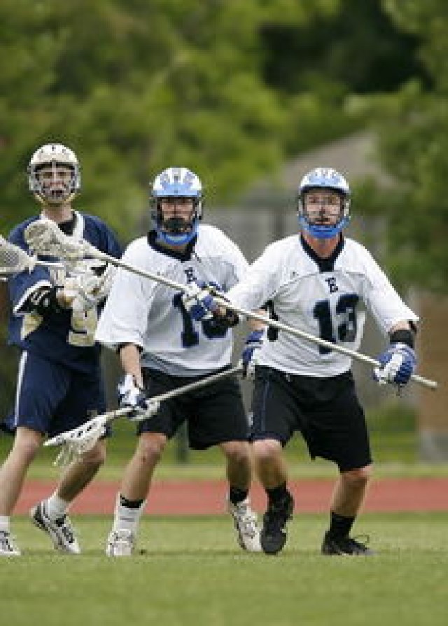 开云体育官方网站登陆-中国队后三棒力挽狂澜，中国队第三是谁